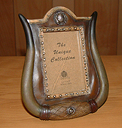Horn Picture Holder
